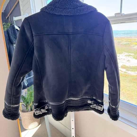 Zara size small. Oversized. - Picture 10 of 16